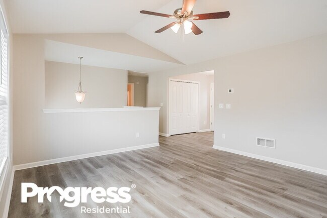 Building Photo - 5009 Luxford Dr