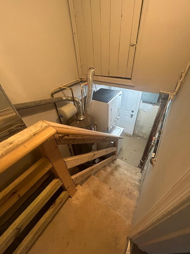 Foto del edificio - 2735 Bookert Dr