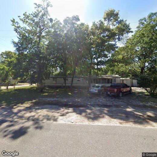 Primary Photo - Cute home on a larger lot!