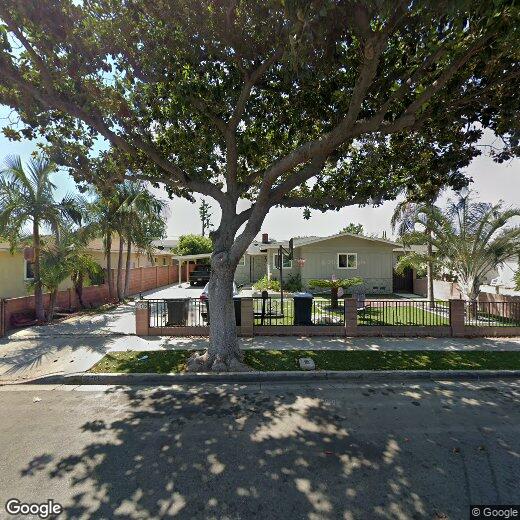 Primary Photo - 2106 W 11th St