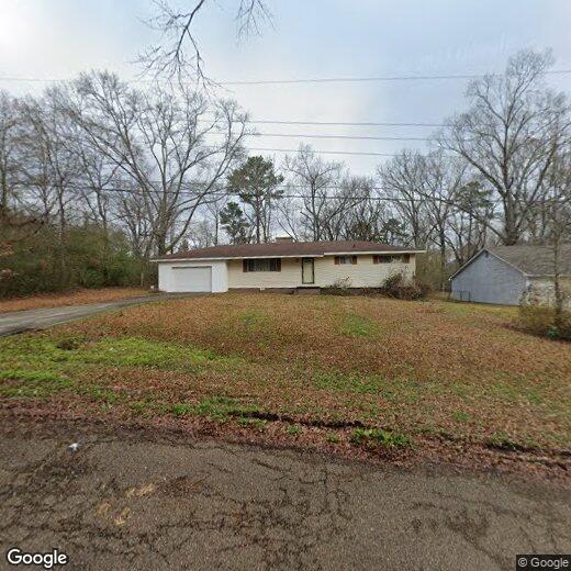 Primary Photo - 306 N Southland Dr