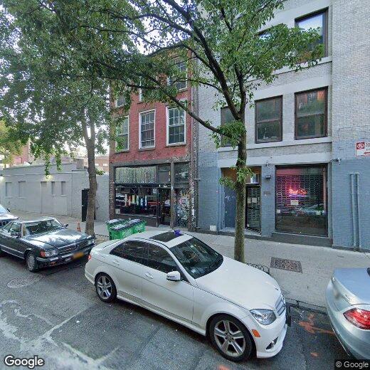 Primary Photo - 135 Christopher Street