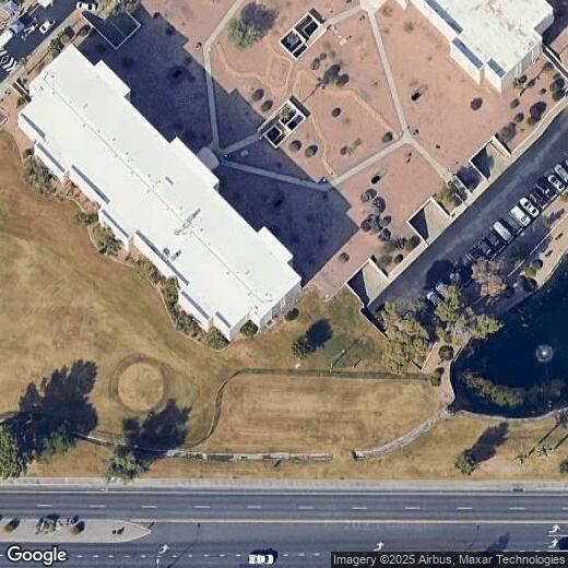 Foto principal - 7920 E Camelback Rd