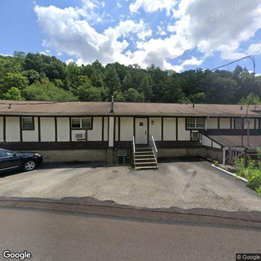 4085 Old Rte 8 Unit 7, Hampton Township, PA 15101 Room for Rent in