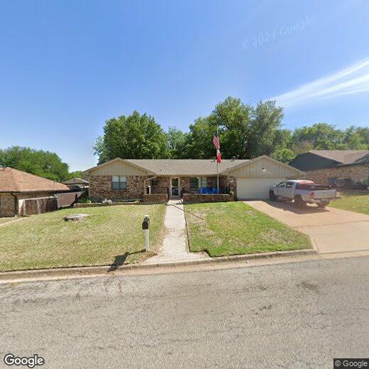 Foto principal - 1806 Oak Creek Dr