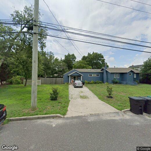 25 W Patcong Ave, Linwood, NJ 08221 House for Rent in Linwood, NJ