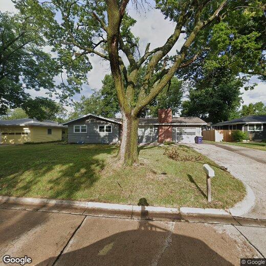 Primary Photo - 721 Midland Ave