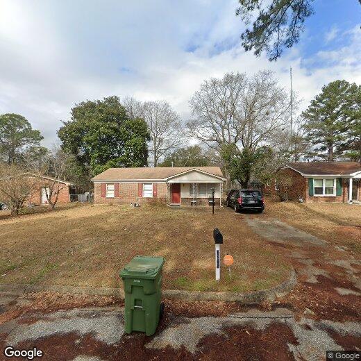 Foto principal - 3215 Fairfax Rd