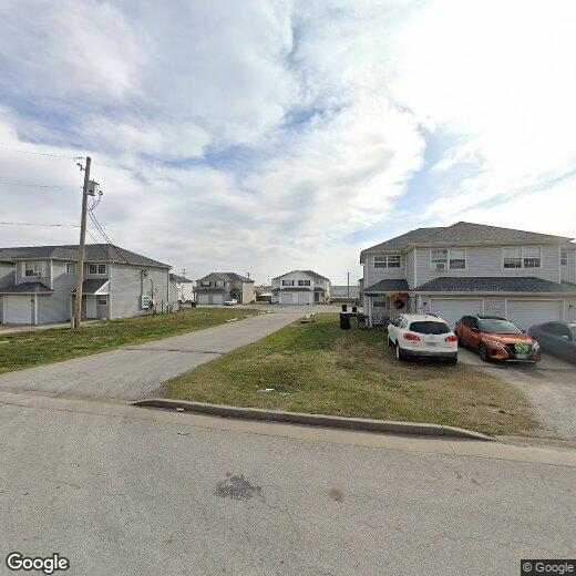 Primary Photo - 703B S Walker St
