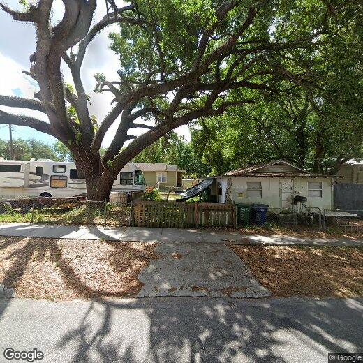 Primary Photo - 913 E Bird St