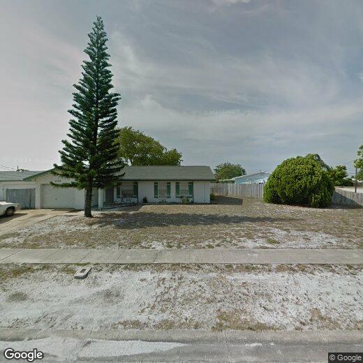 Primary Photo - 1725 N Merrimac Dr