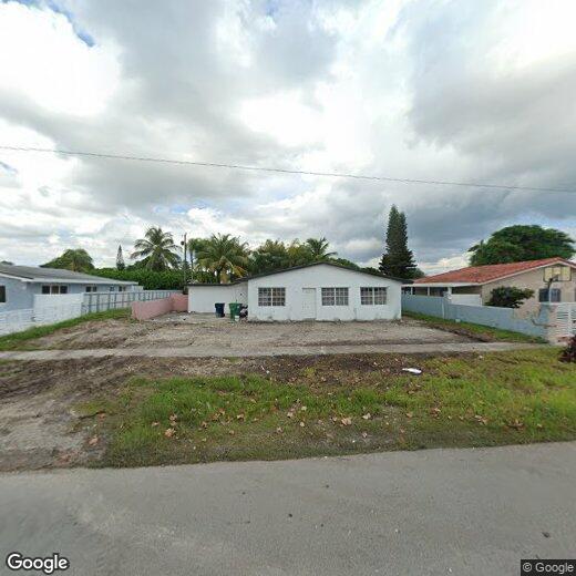 Primary Photo - 9845 SW 212th St