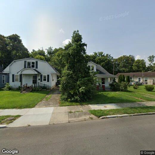 Foto principal - Large three bed home for rent