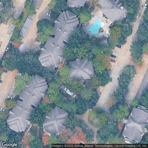 Foto principal - 2400 Spring Rain Dr