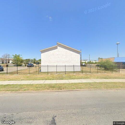 Primary Photo - 2705 Poplar Cir
