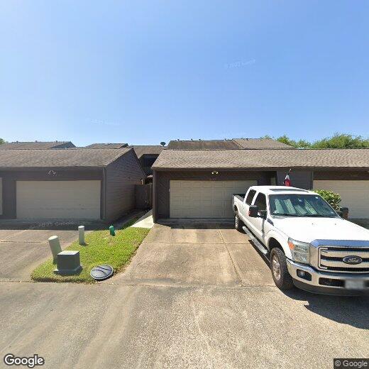 Primary Photo - 2256 Gemini St
