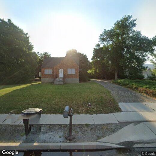 Primary Photo - 4 br, 2 bath House - 351 S 200 W