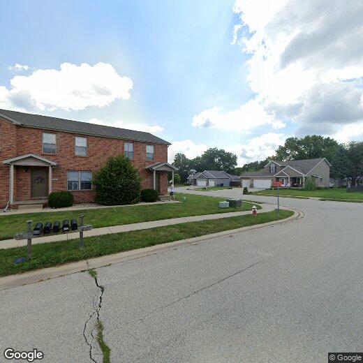 602 Williamson Ave, Chatham, IL 62629 Apartment for Rent in Chatham