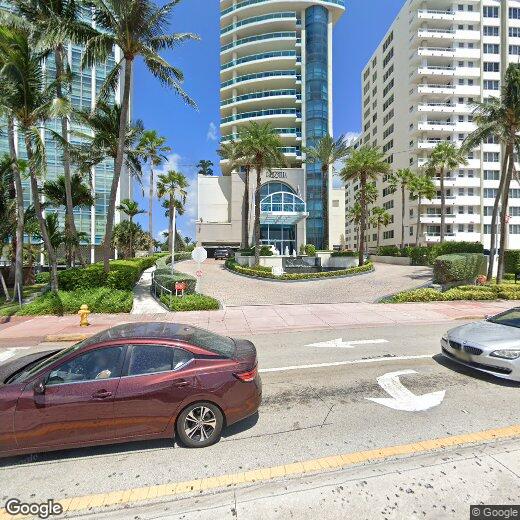 Foto principal - 5025 Collins Ave