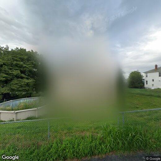 Primary Photo - 135 Riverview St