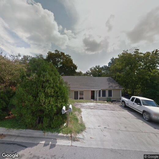 Foto principal - 6403 Auburn Dr