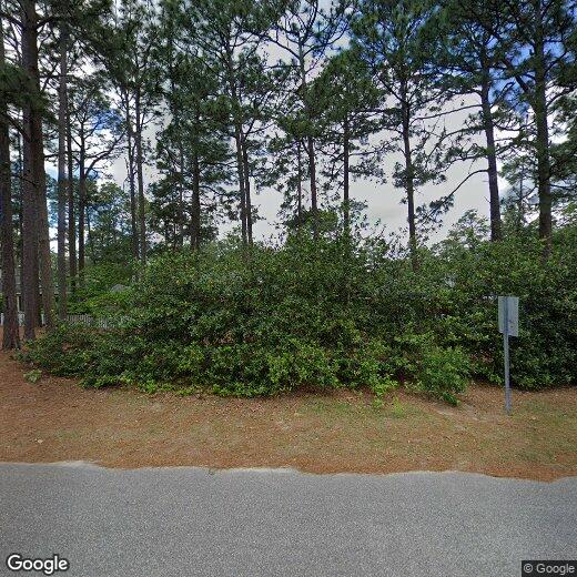 Foto principal - 335 Pinehurst Trace Dr