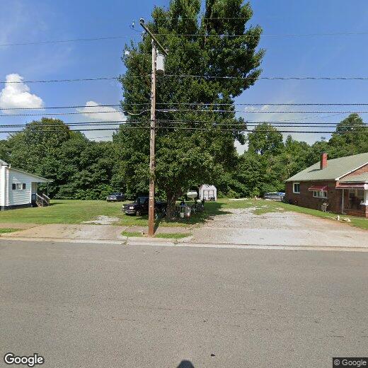 1347 N Main St, Chase City, VA 23924 House Rental in Chase City, VA