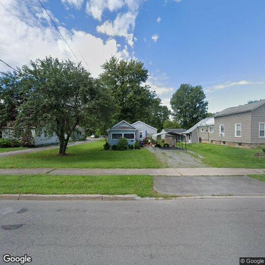 Primary Photo - 345 Lake St