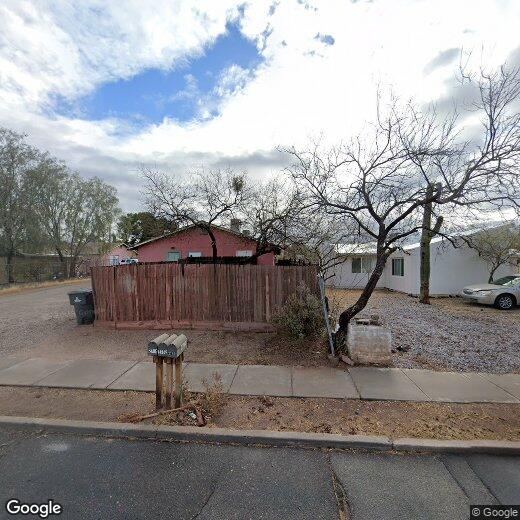 Primary Photo - 2782 N Columbus Blvd