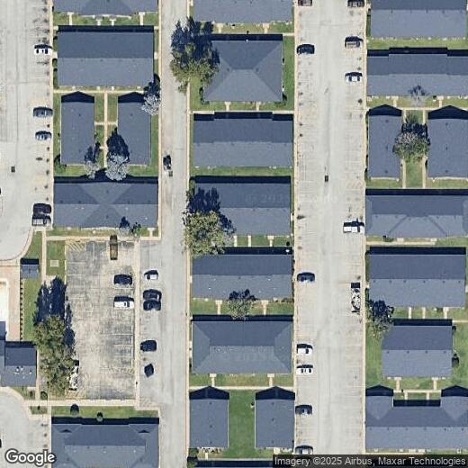 Primary Photo - South Glen Apartments