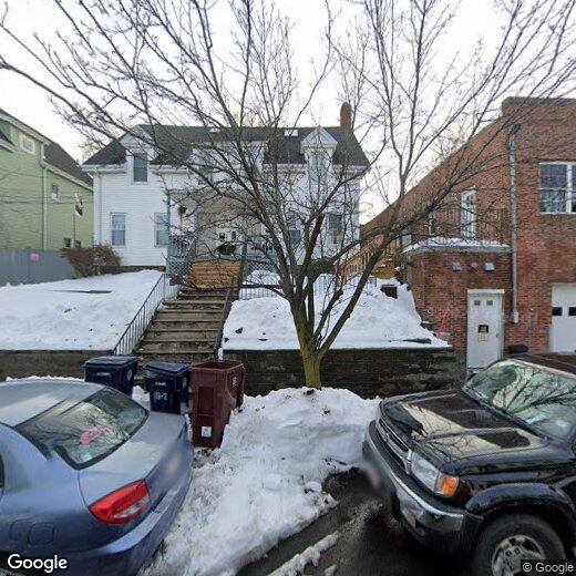 Primary Photo - 8 Parker St