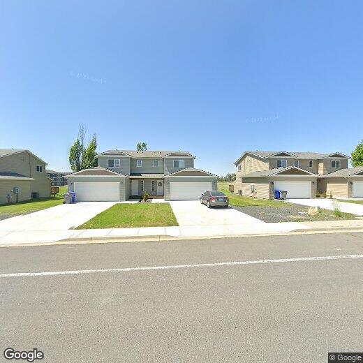 Foto principal - 943-943 N Stanley St