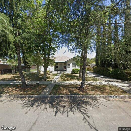 Primary Photo - 738 W Carlton St
