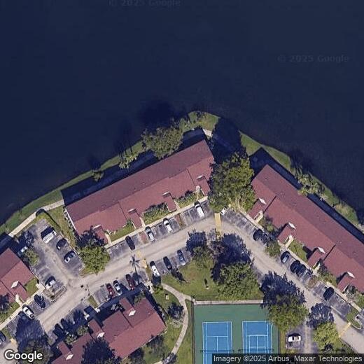 Primary Photo - 206 Lake Pointe Dr