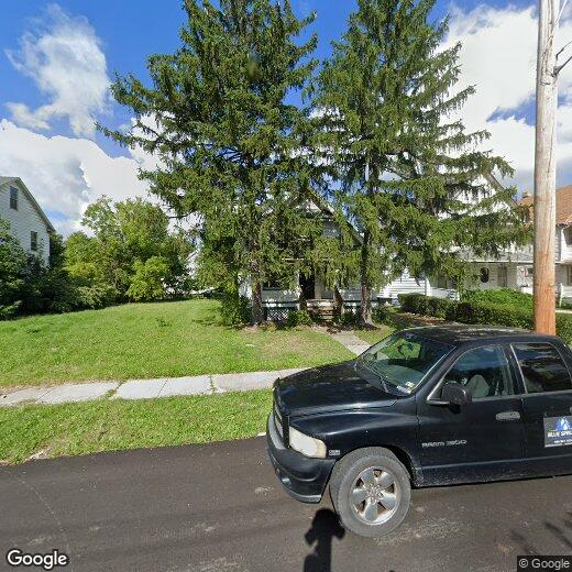 Primary Photo - 3302 E 105th St