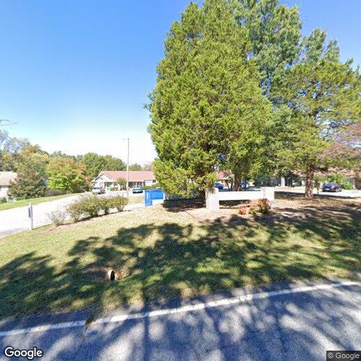 2 br, 1.5 bath House 915 Belmont Drive House Rental in High Point