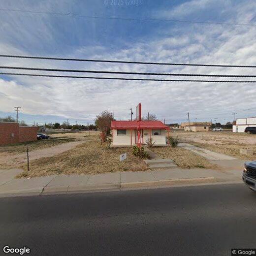 405 N Main St, Andrews, TX 79714 House for Rent in Andrews, TX