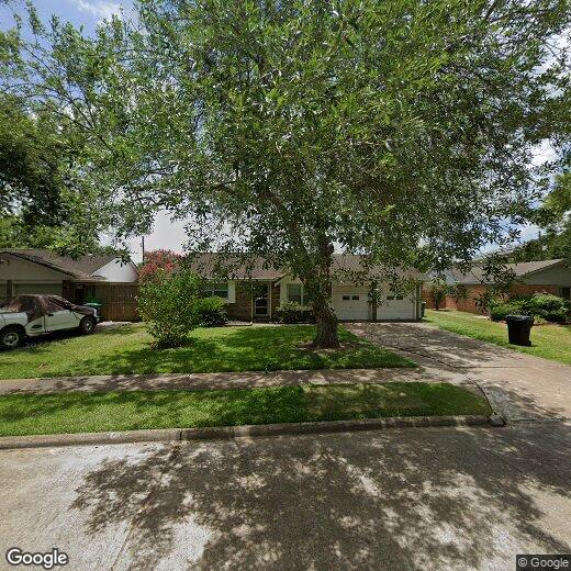 Foto principal - 11210 Sageoak Dr