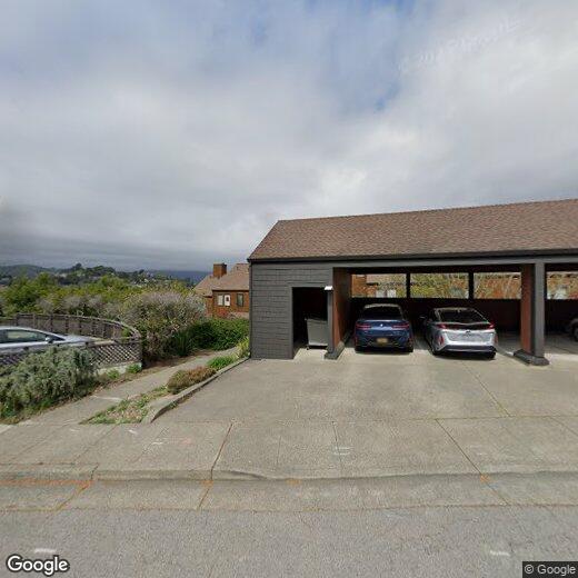 Primary Photo - 12 Ridgeview Ct