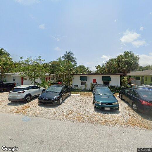 Foto principal - 3312 SE 3rd St