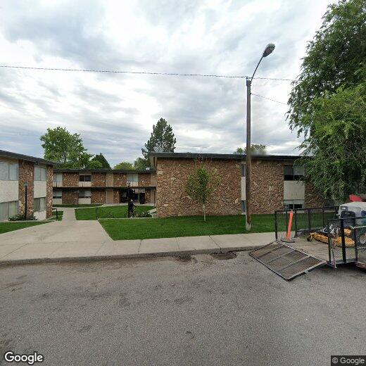 Primary Photo - 130-130 W Kent Ave