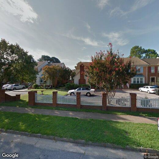 Primary Photo - 680 Lord Dunmore Dr