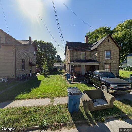 820 W 4th St, Dixon, IL 61021 House for Rent in Dixon, IL