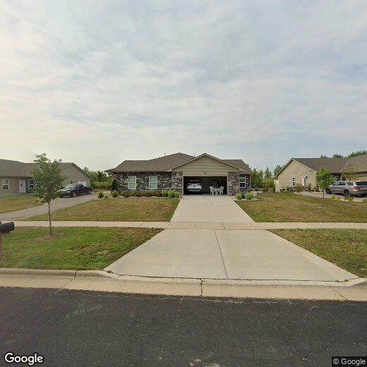 Primary Photo - 610 McKay Way