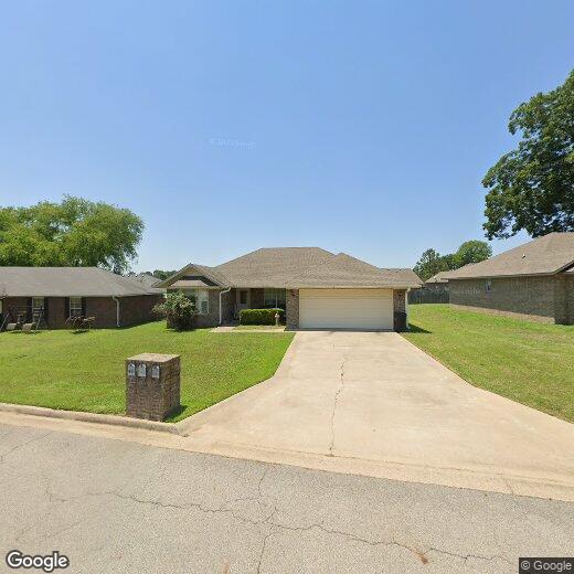 Primary Photo - 1813 Green Meadow Dr