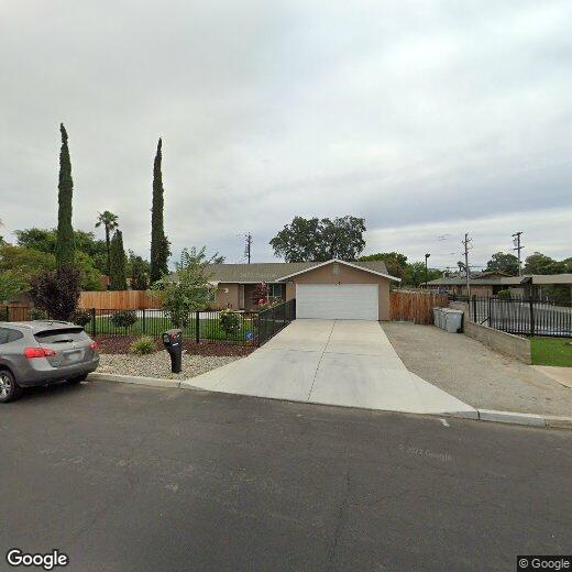 Primary Photo - 4 br, 2 bath House - 5026 N. Bungalow Ln.