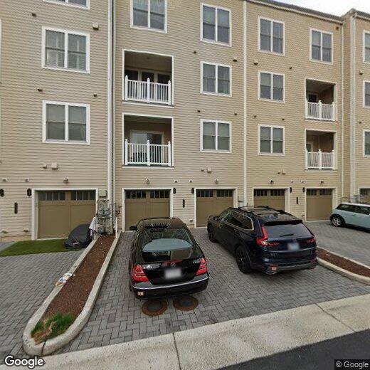 2209 Richmond Hwy Unit 102, Alexandria, VA 22301 Condo for Rent in
