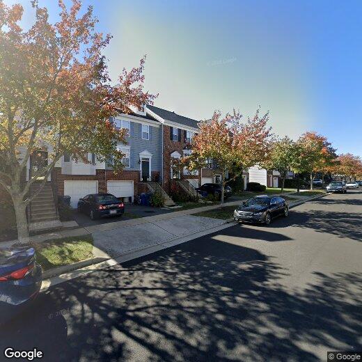 43017 Beachall St, Chantilly, VA 20152 Townhome Rentals in Chantilly