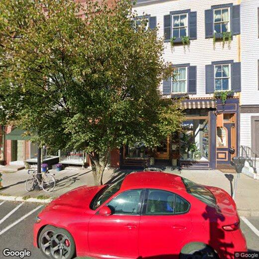 Primary Photo - 426 Warren St
