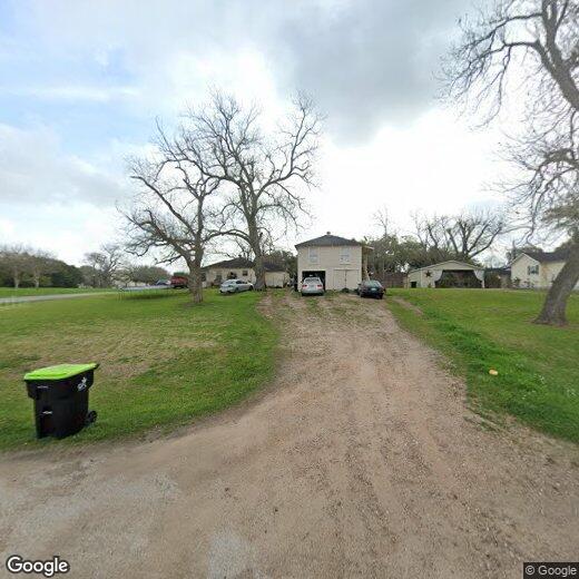 Foto principal - 816 Abell St S